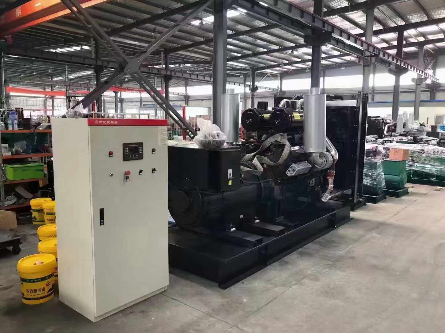 旅顺口柴油发电机运行时的噪音和振动水平如何？