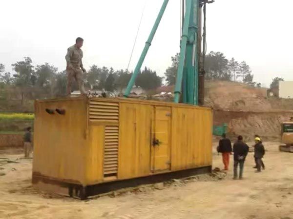 旅顺口如何判断水冷式机油散热器密封件是否需要更换?